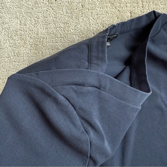 Ann Taylor Short Sleeve Tee - Picture 3 of 5